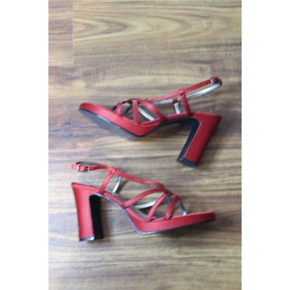 Unlisted Red Chunky Satin Heel Retro Size 7 - Picture 3 of 8